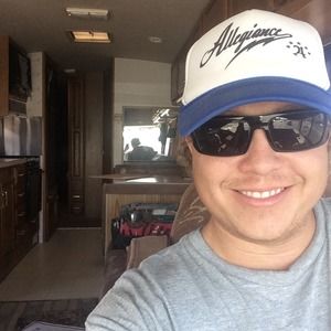 Meet your Posher, Justin